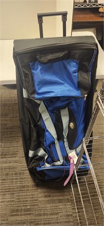 Rockland Rolling Luggage Bag