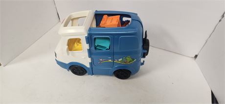 Fisher Price Little People Songs & Sounds Camper