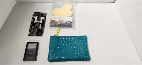 Make Up & Make Up Bag
