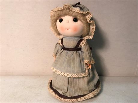 Rotating Doll Musical