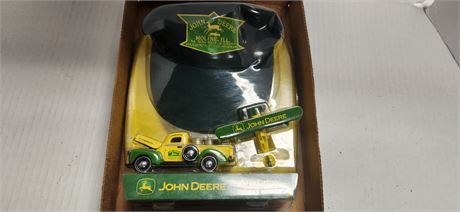 John Deere Nostalgic Gift Set