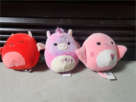 . 3 Valentine Squishmallows