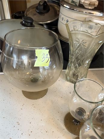 Glassware, Vases