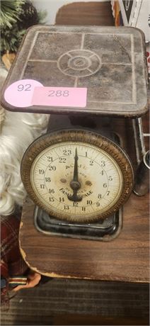 Vintage Acme Metal Family Scale