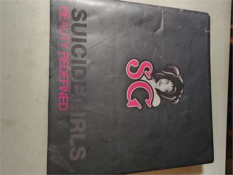 Suicide Girls - Beauty Redefined - Adult picture book