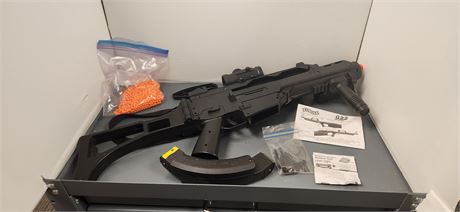 Walthers G22 Self Loading Rifle Air Soft Gun & Laser Sight & Air Soft Balls