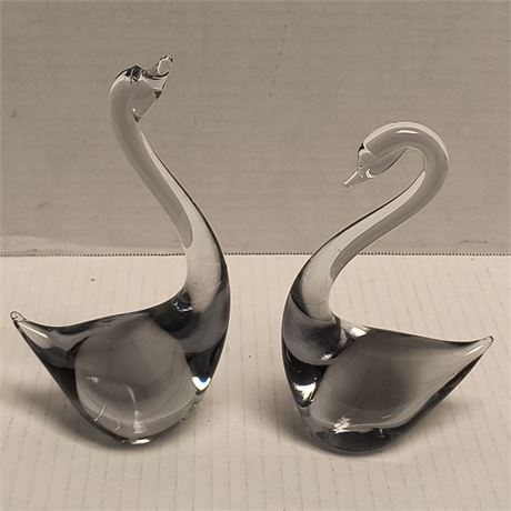 Leonard Silver Mfg. Co. Vintage Clear Glass Swans.
