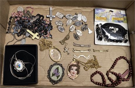 Lot Of Jewelry