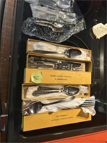 Vintage Oneida Tableware, Spoons, Forks