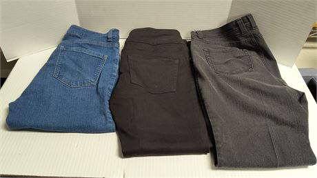 Lot Of Blue Jeans. Sizes Medium & Size 10
