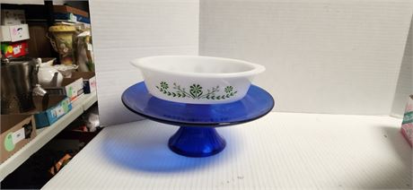 Small Baking Dish & Blue Cake Display