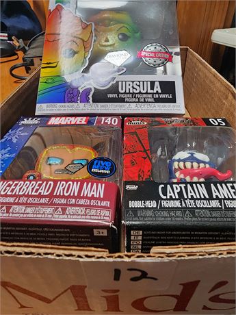 3 Funko Pops