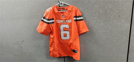 Cleveland Browns Dawg Pound Jersey, Size Medium