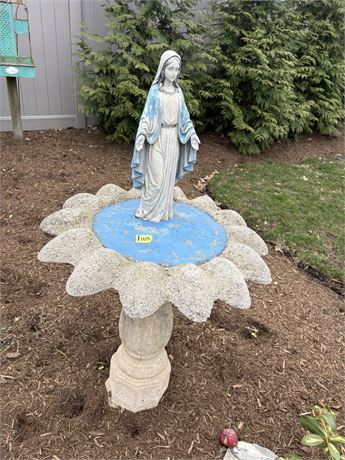 Bird Bath/ Feeder
