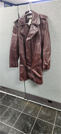 Jean Pierre Brown Long Leather Coat With Fur Lining. Size 44