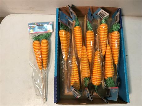 2 Packs of 10 Easter Carrot Picks