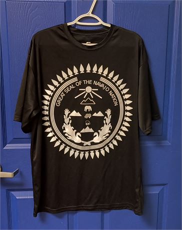Navajo Nation Museum Tee Shirt. Size XL