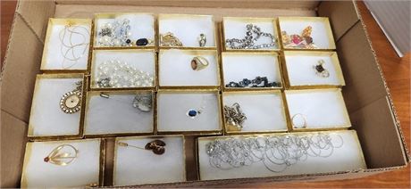 Lot of Jewelry