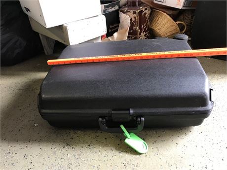 Roller Locking Case