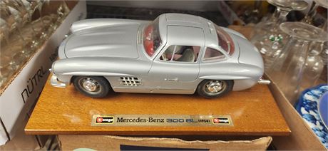Burogo 1954 Mercedes Benz 300SL Collectible Car
