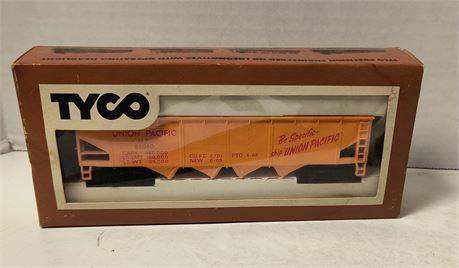 Vintage Tyco Gondola W/ Culvert. HO Scale Electric Trains