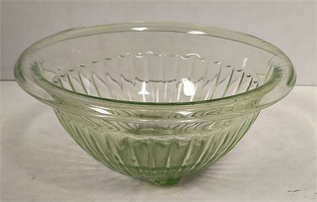 Vintage Uranium Glass Bowl. Glows With Black Light