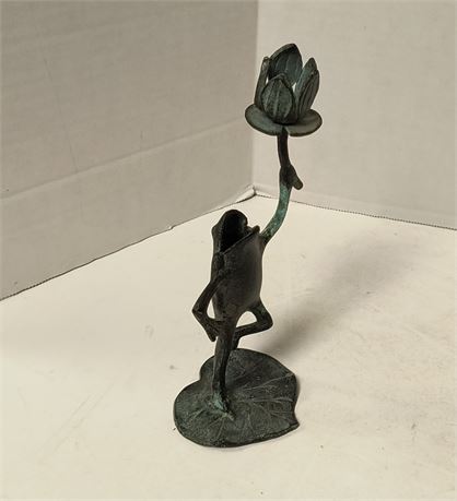 Metal Frog On Lilly Pad Candle Holder