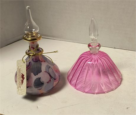 2 Decorative Perfume Bottles. One Perfume Stopper Is Broken