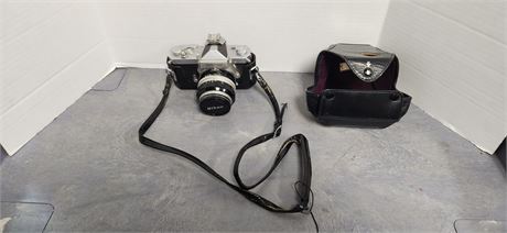 Nikko Nikkomat Camera & Case