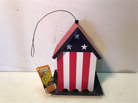 Royal Wind Flag Hopper Bird Feeder
