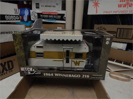 Hitch & Tow Trailers 1964 Winnebago 216 Die Cast Trailer