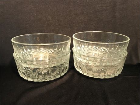Set of 4 Arcoroc France Starburst Pattern Glass Bowls