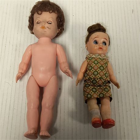 Lot Of Vintage Dolls