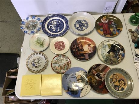 Vintage Collector Plates