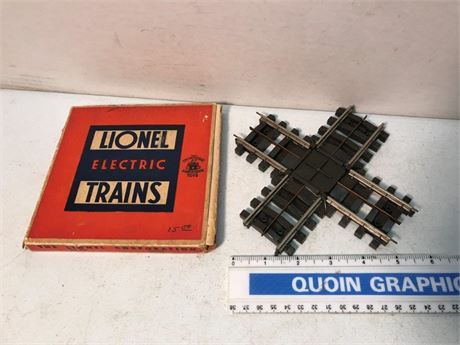 Lionel Train No. 120 90 Degree Crossing