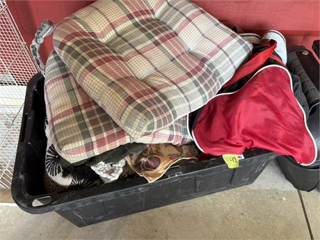 Cushions, Misc Lot