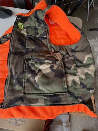 Northwest Camo Vest (XL)