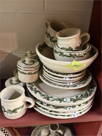 Henn Workshops Holiday Pottery