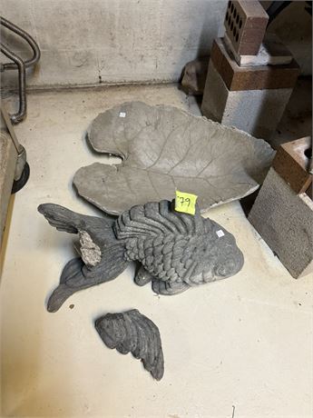 Stone Fish, Leaf Decor