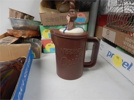 Vintage Nestle Quik Chocolate Milk Self Mixing Pitcher & Misc. Collectibles