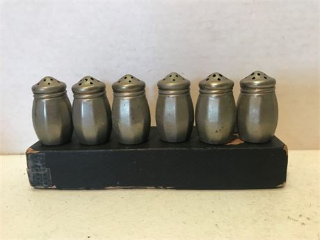 Baronial Plate Vintage Salt & Pepper Shakers?
