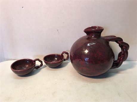 Unmarked Water Jug & Cups