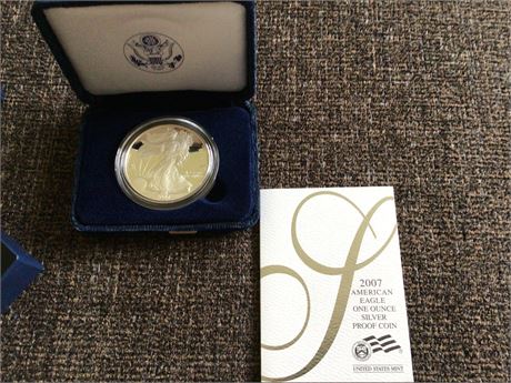 2007 Uncirculated American Eagle - 99.9 % Silver