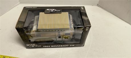 Hitch & Tow Trailers 1964 Winnebago 216 Die Cast Trailer