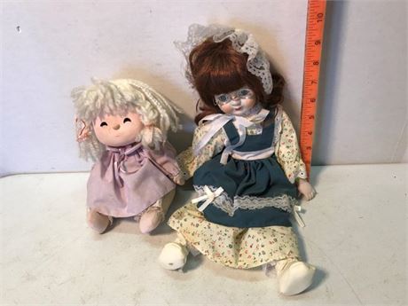 Doll Music Boxes