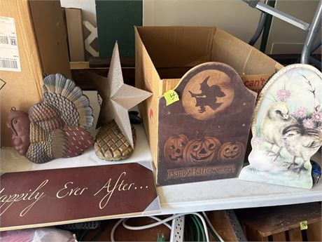 Holiday Decor, Wood Signs
