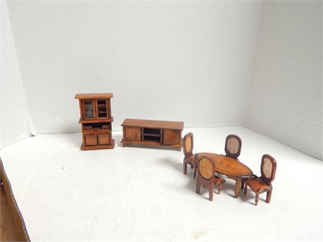 Lot of Doll Furniture