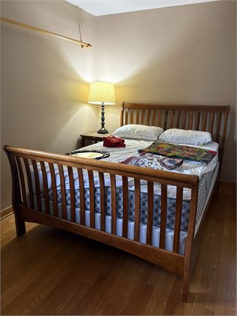 Wood Slat Sleigh Bed, Queen