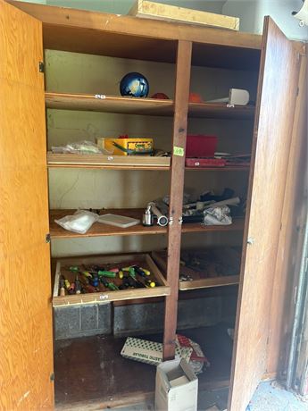 Shelf Lot, Tools