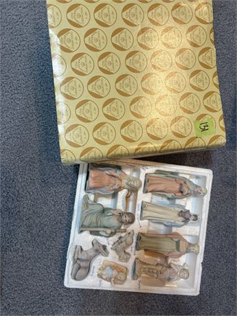 Lefton Nativity Set